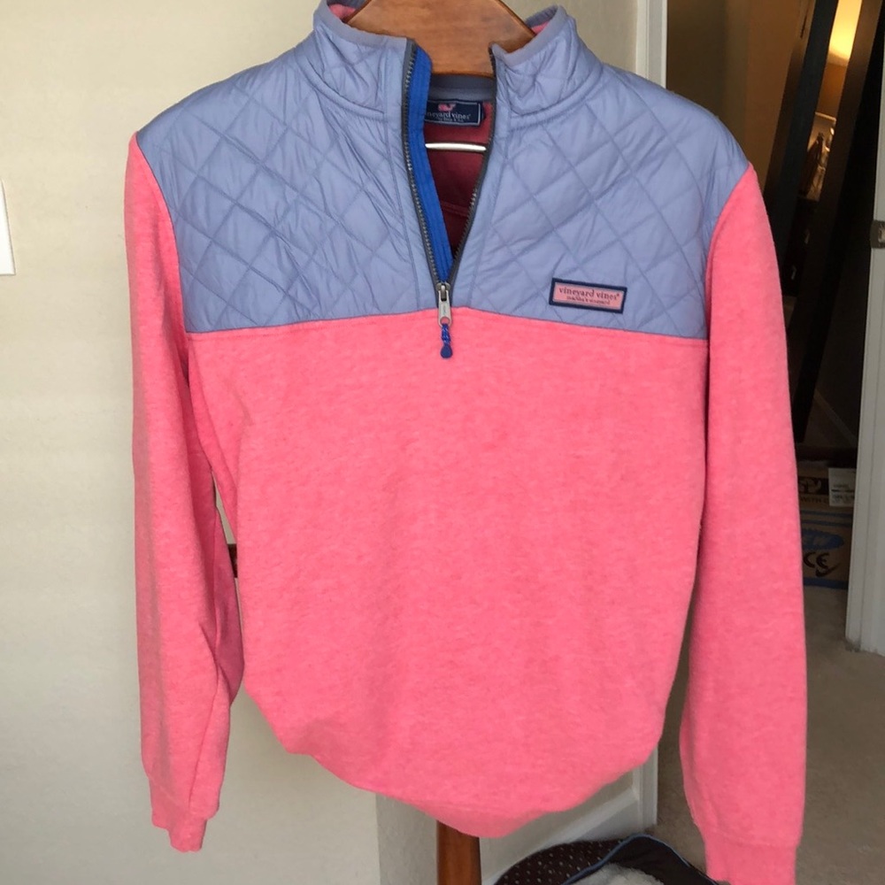 Vineyard Vines L pink and blue pullover